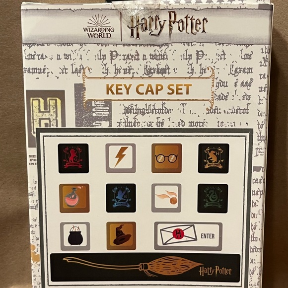 Harry Potter Key Cap Set - Picture 2 of 5